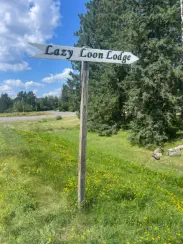 Lazy Loon Lodge